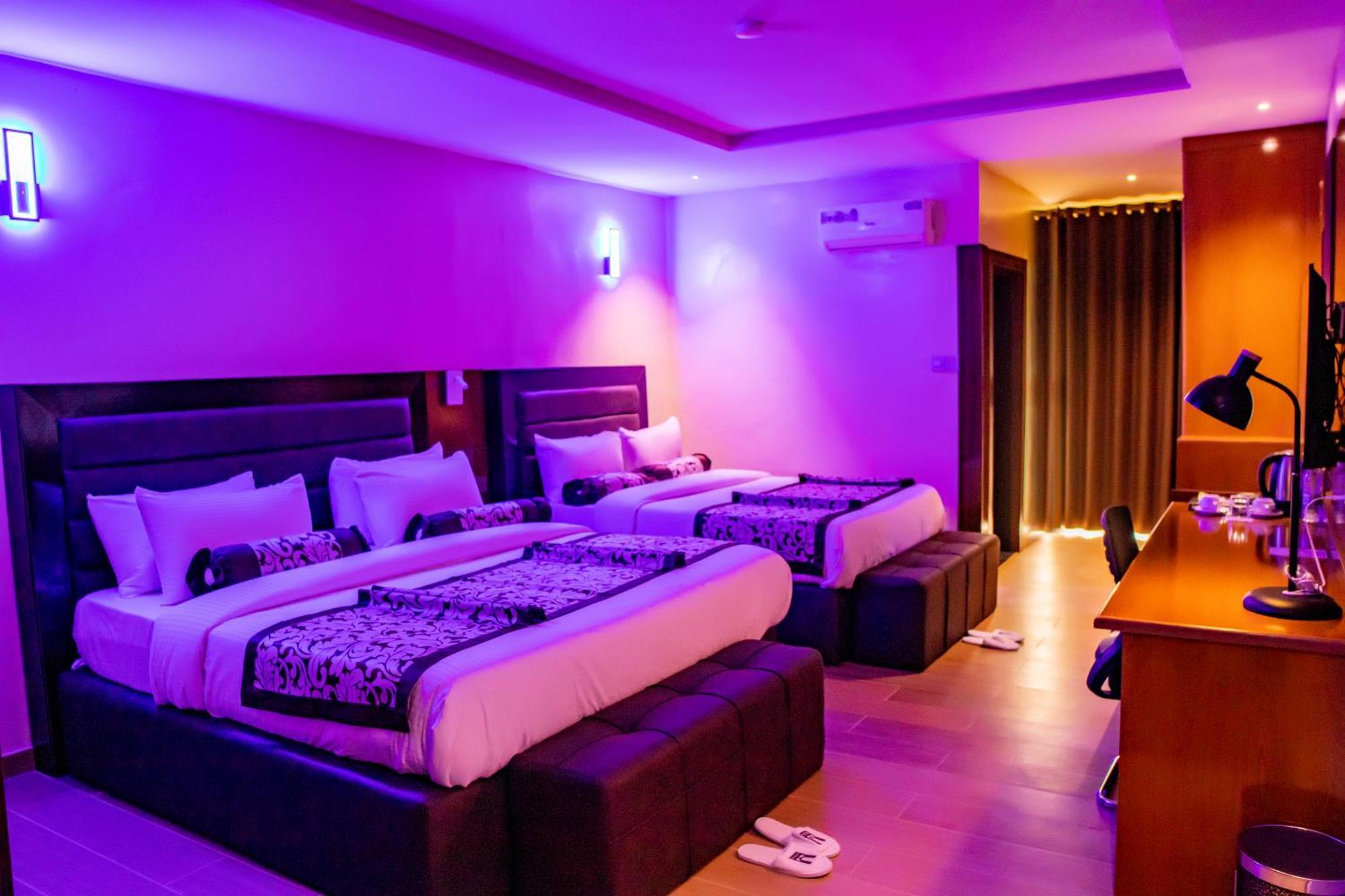 Villa Hilton Hotels Uyo Dış mekan fotoğraf