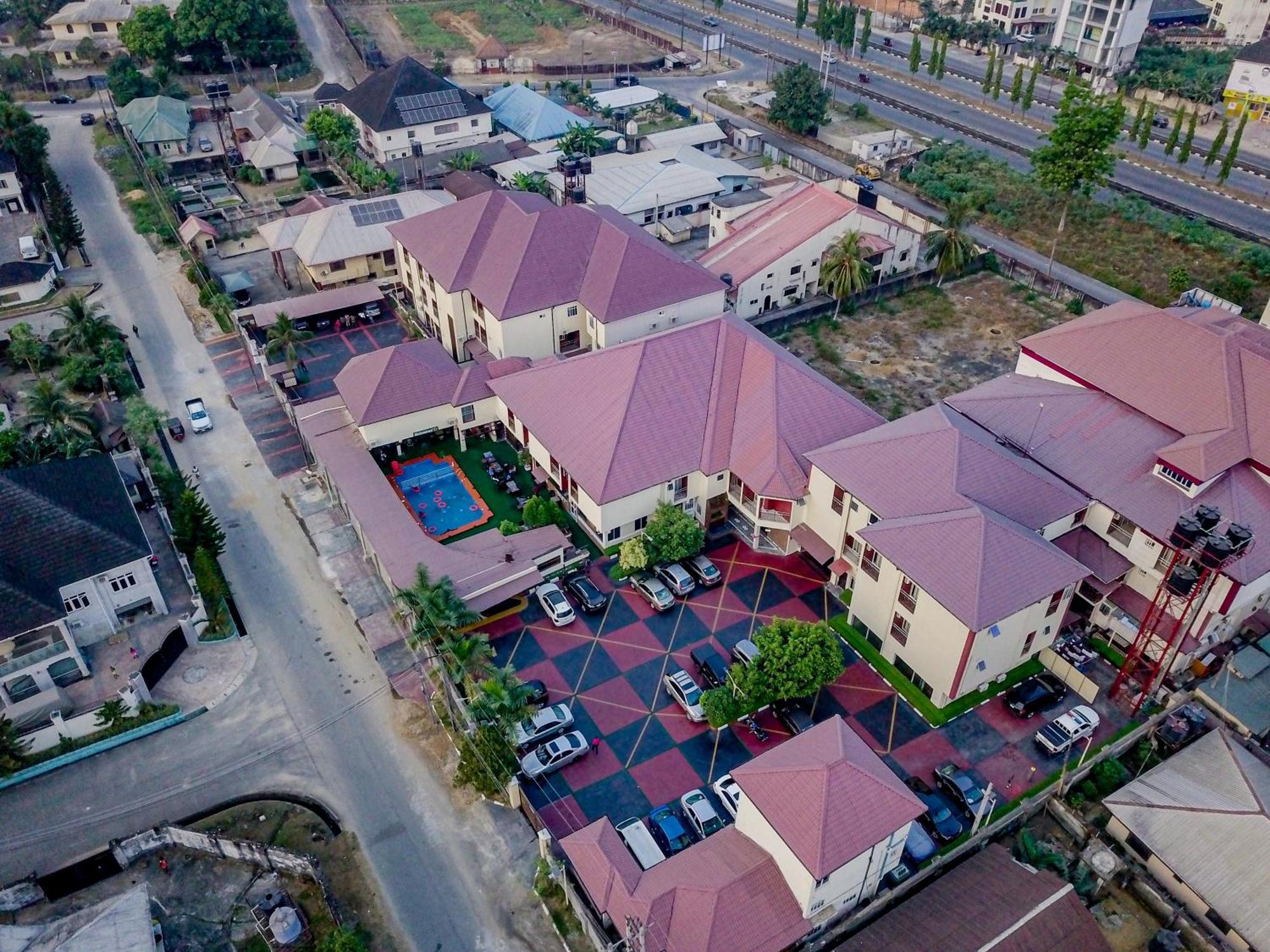 Villa Hilton Hotels Uyo Dış mekan fotoğraf